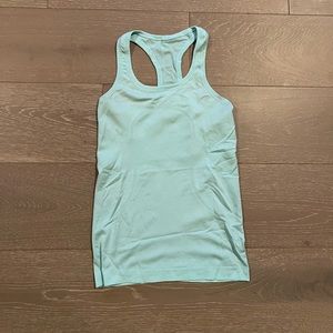 Lululemon Swiftly Tech Tank size 4